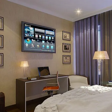 Hotel Bonapart By Uhm Kiev